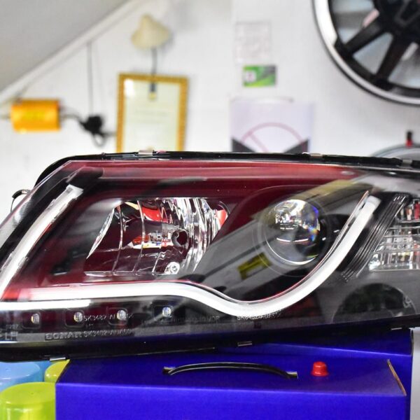 Sonar Audi A6 Headlight Light tube 08-12